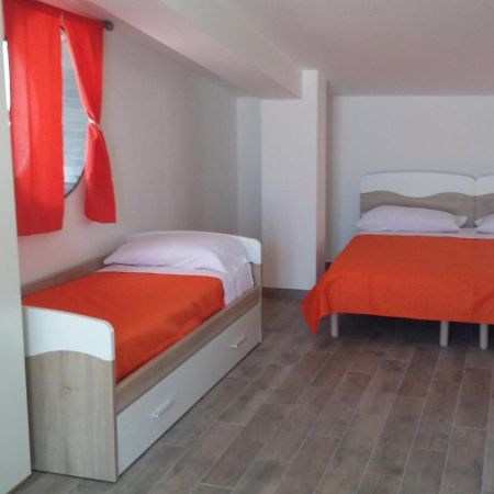 Casa Vacanza Miramare Portopalo Di Capo Passero Экстерьер фото