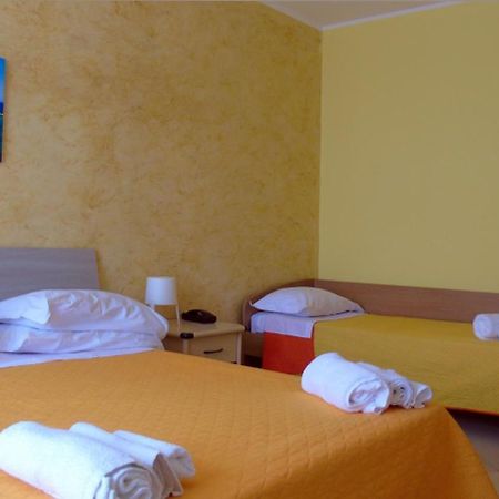 Casa Vacanza Miramare Portopalo Di Capo Passero Экстерьер фото